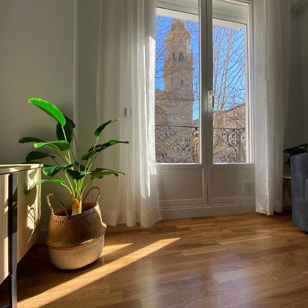 Alojamiento En Pleno Centro Con Wifi Y Aire Acondicionado Logrono Luaran gambar