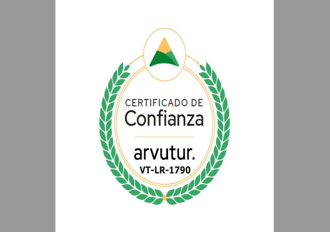 Alojamiento En Pleno Centro Con Wifi Y Aire Acondicionado Logrono Luaran gambar
